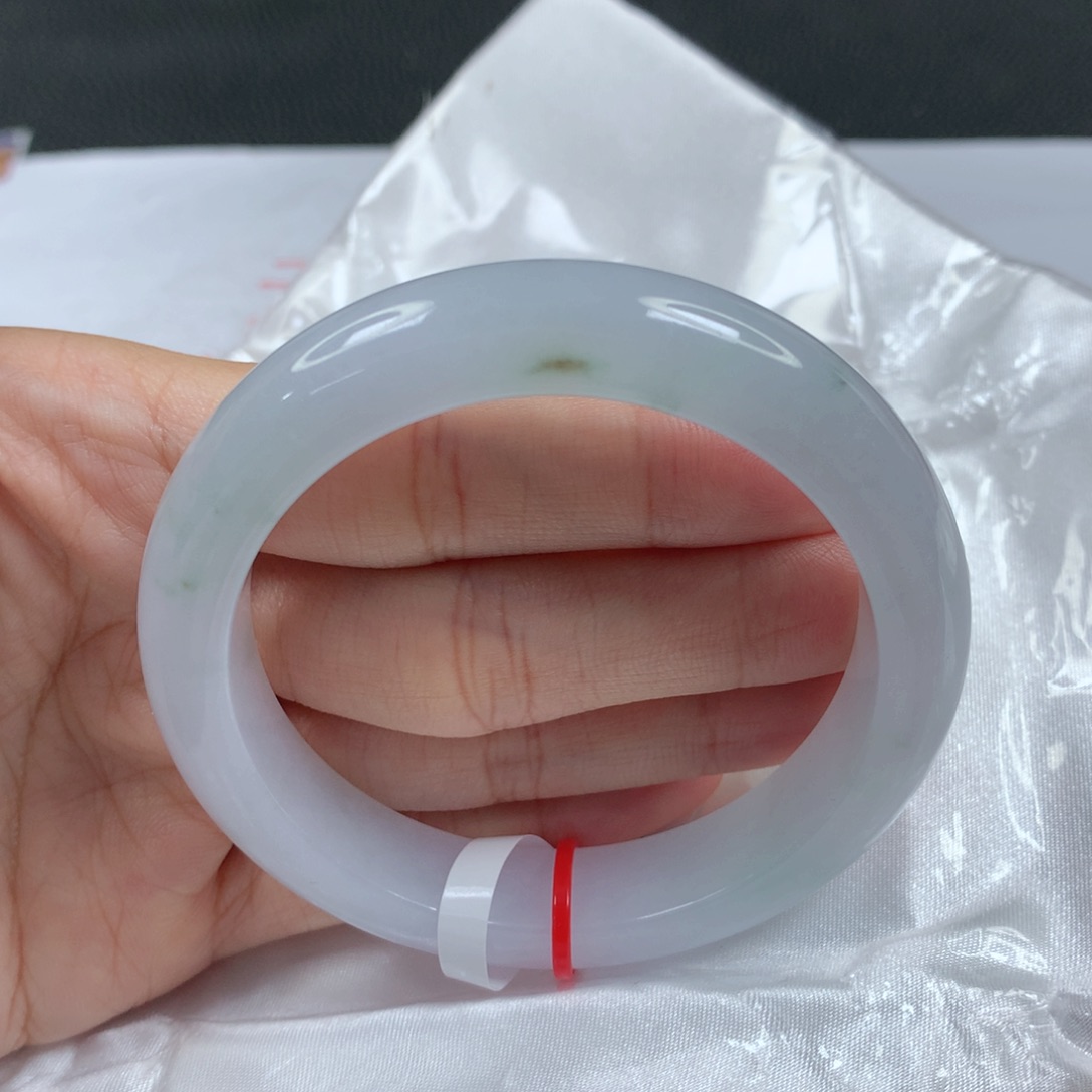 翡翠手镯未镶嵌天然58圈