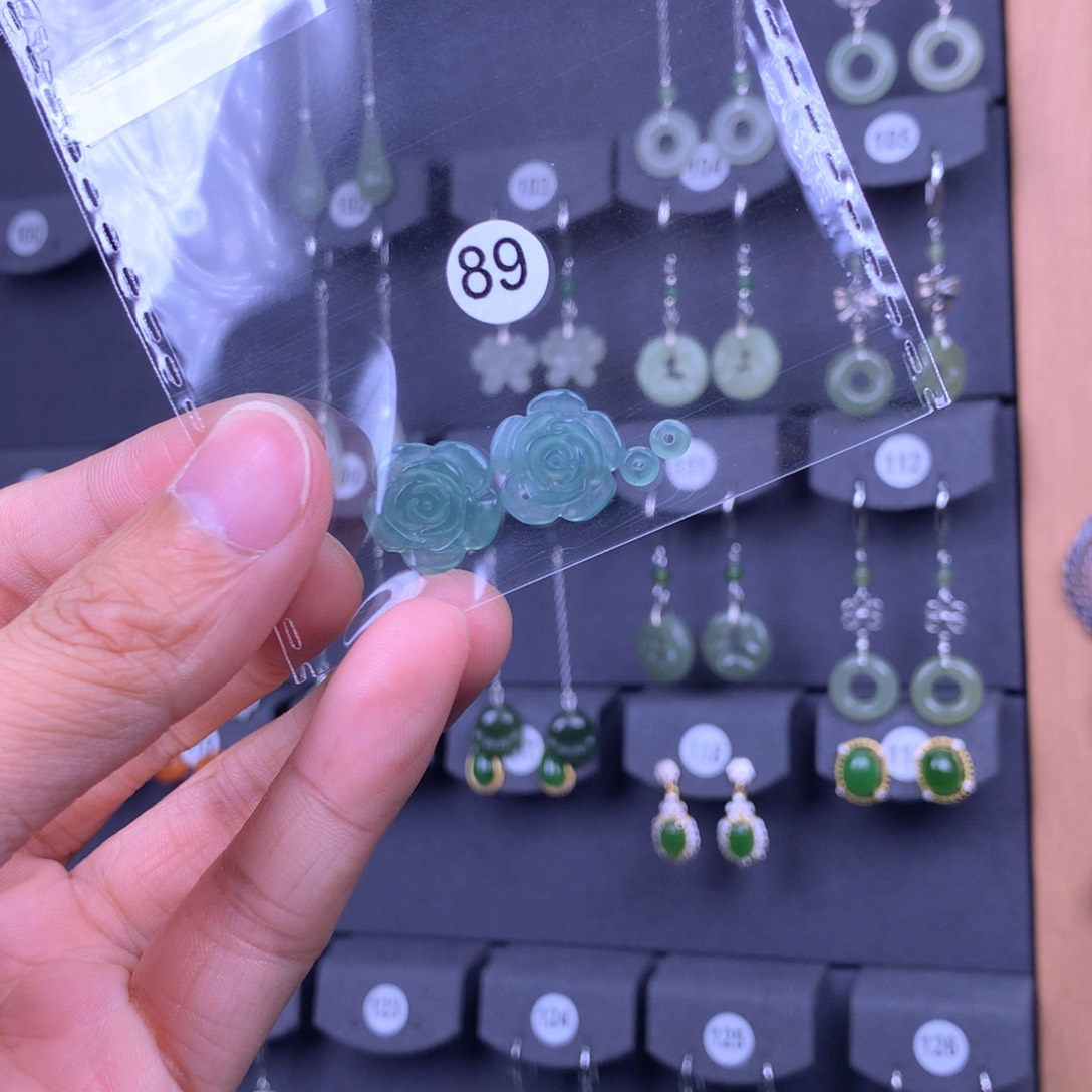 翡翠耳饰银S925镶嵌闻*