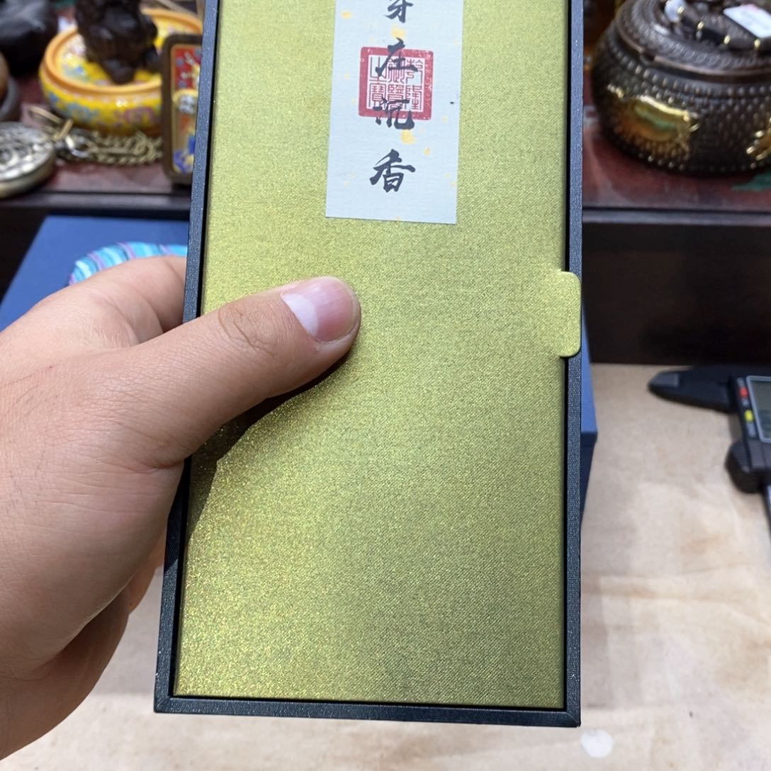 大叶紫檀（黑酸枝木类）