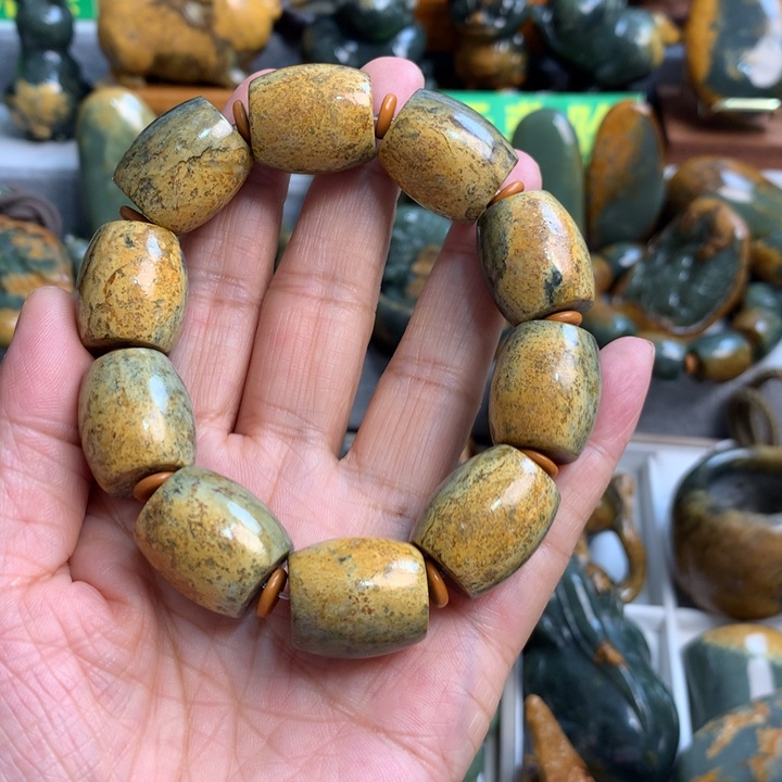 岫岩河磨玉（透闪石质玉）手把件未镶嵌^*^