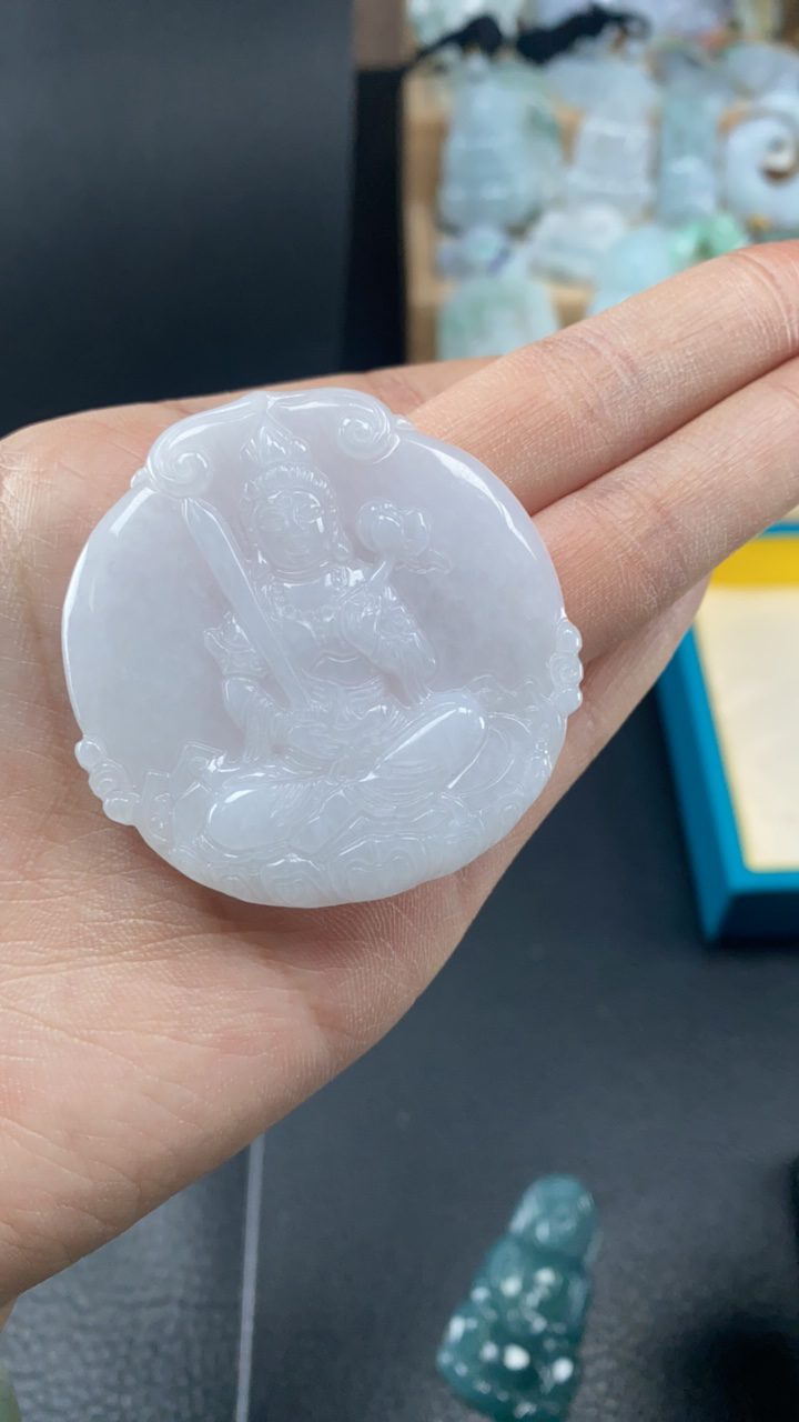 天然翡翠虚空藏菩萨吊坠