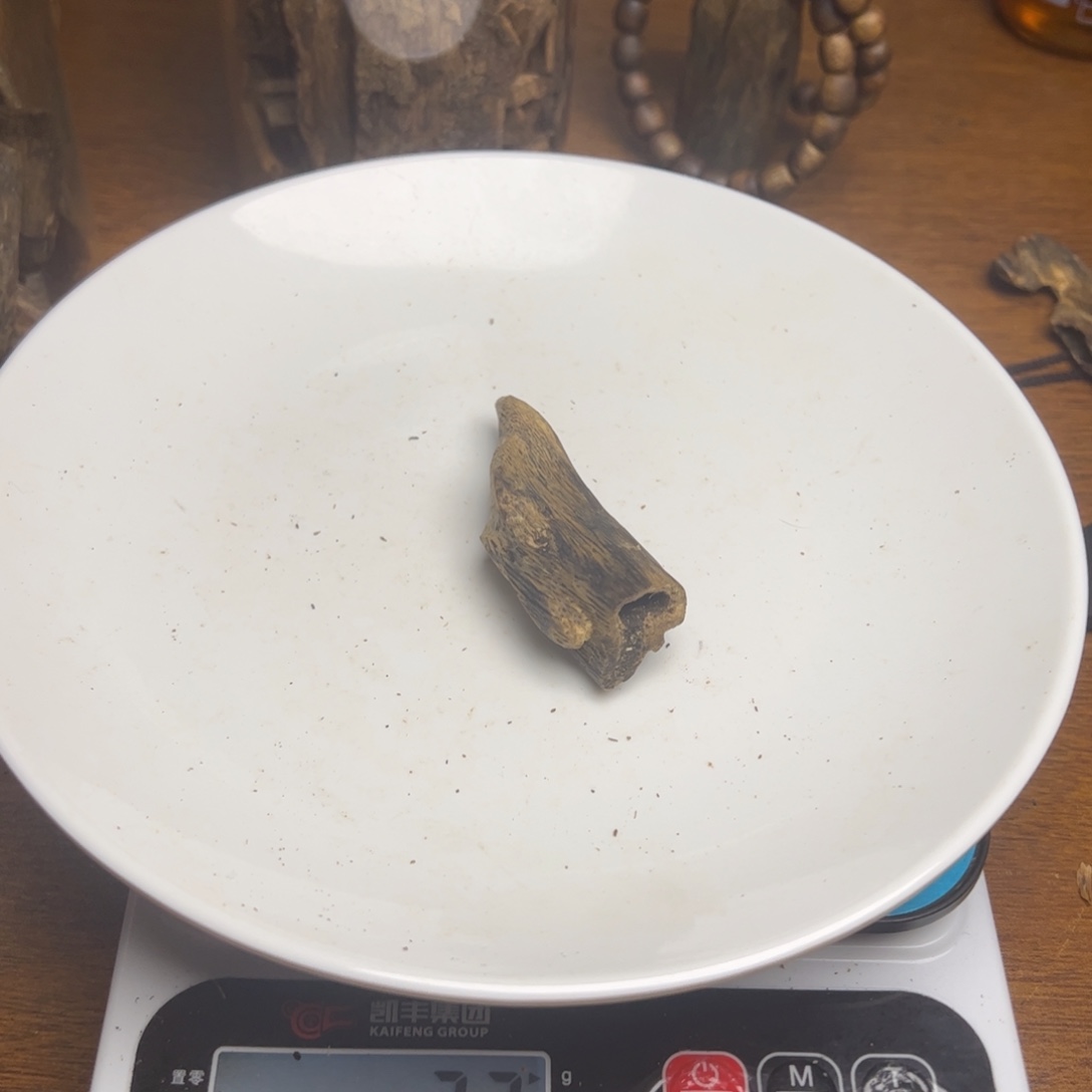 沉香碎屑沉香金沙叶7克