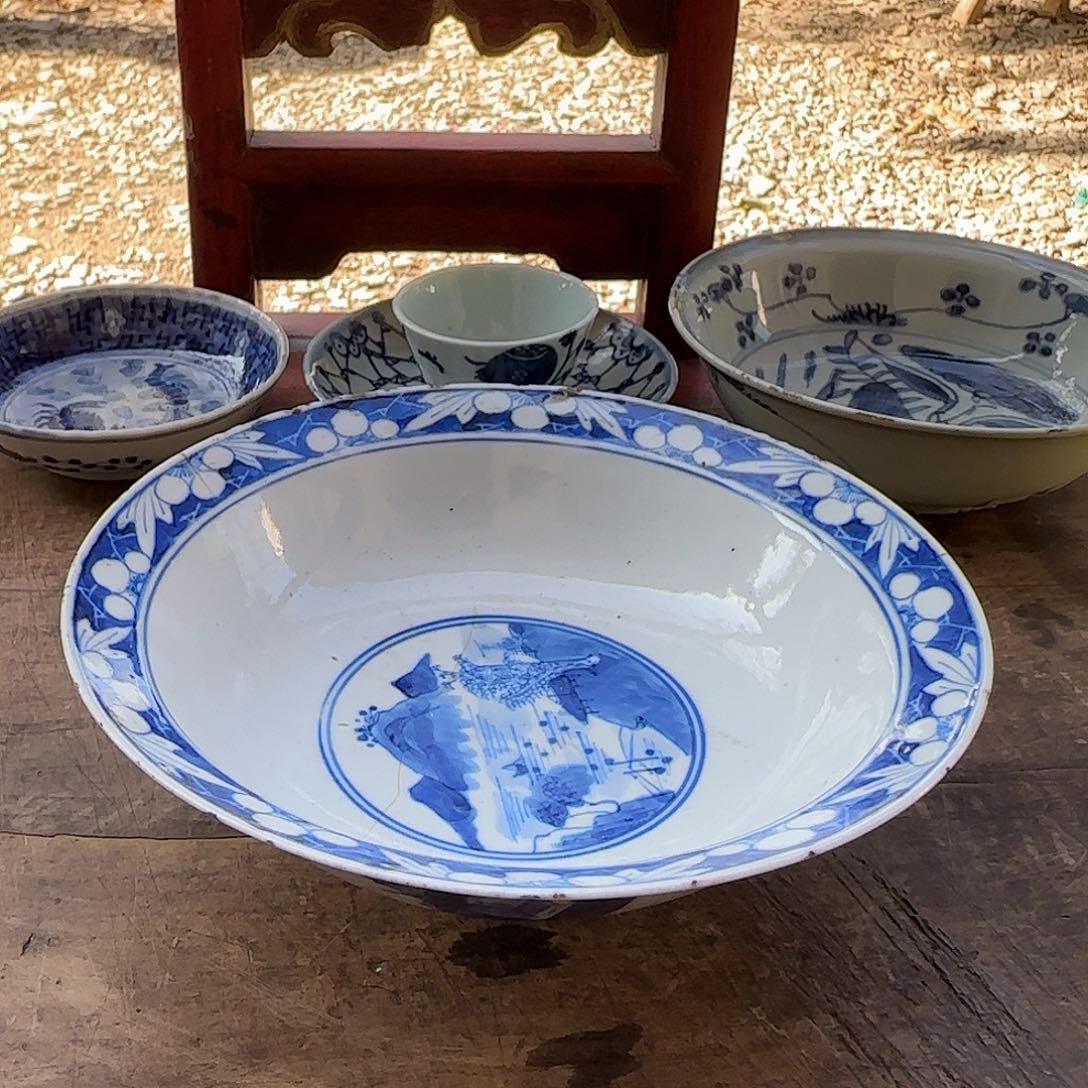 夏***天瓷片0939495959554994