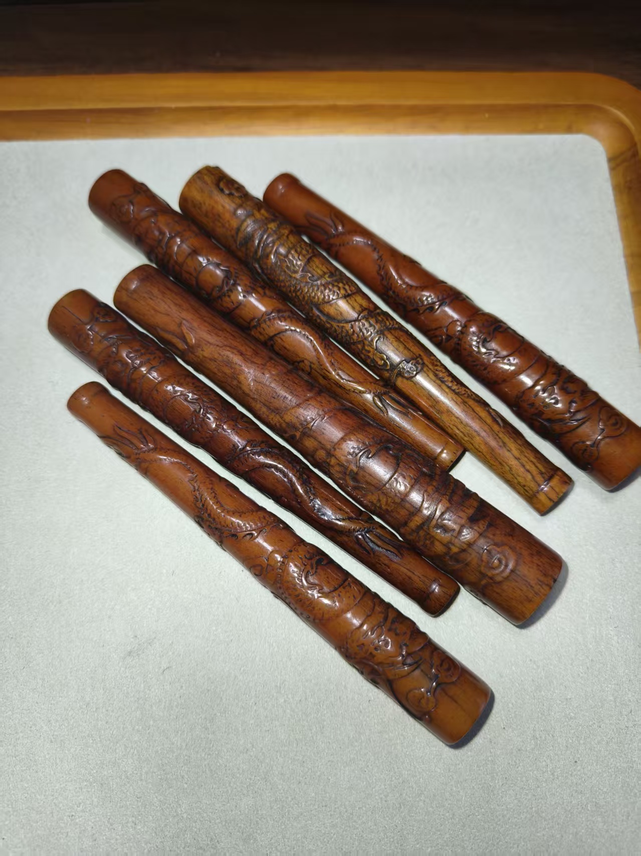 烟嘴·陀骨·深雕工团龙图