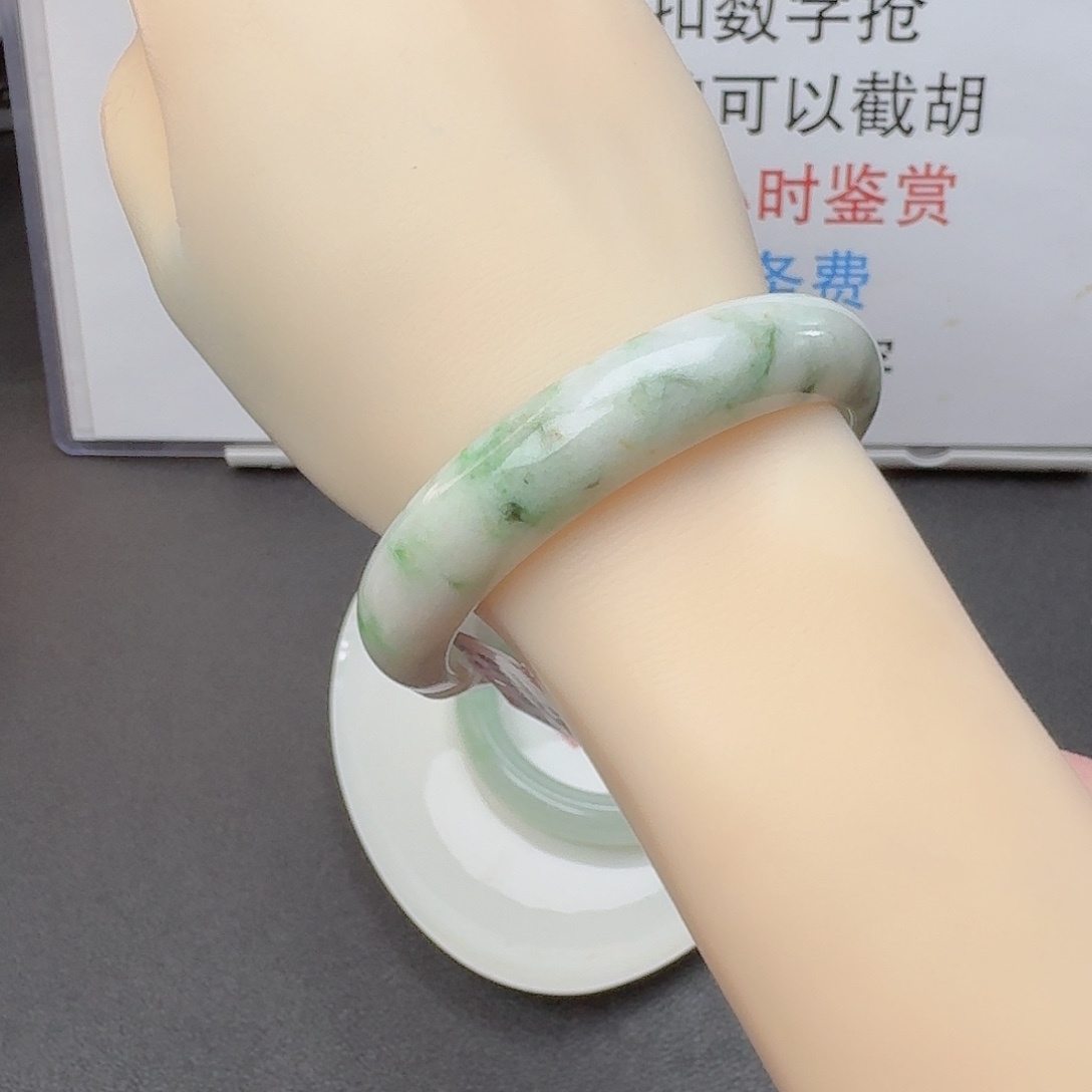 翡翠手镯未镶嵌翡翠A手镯60