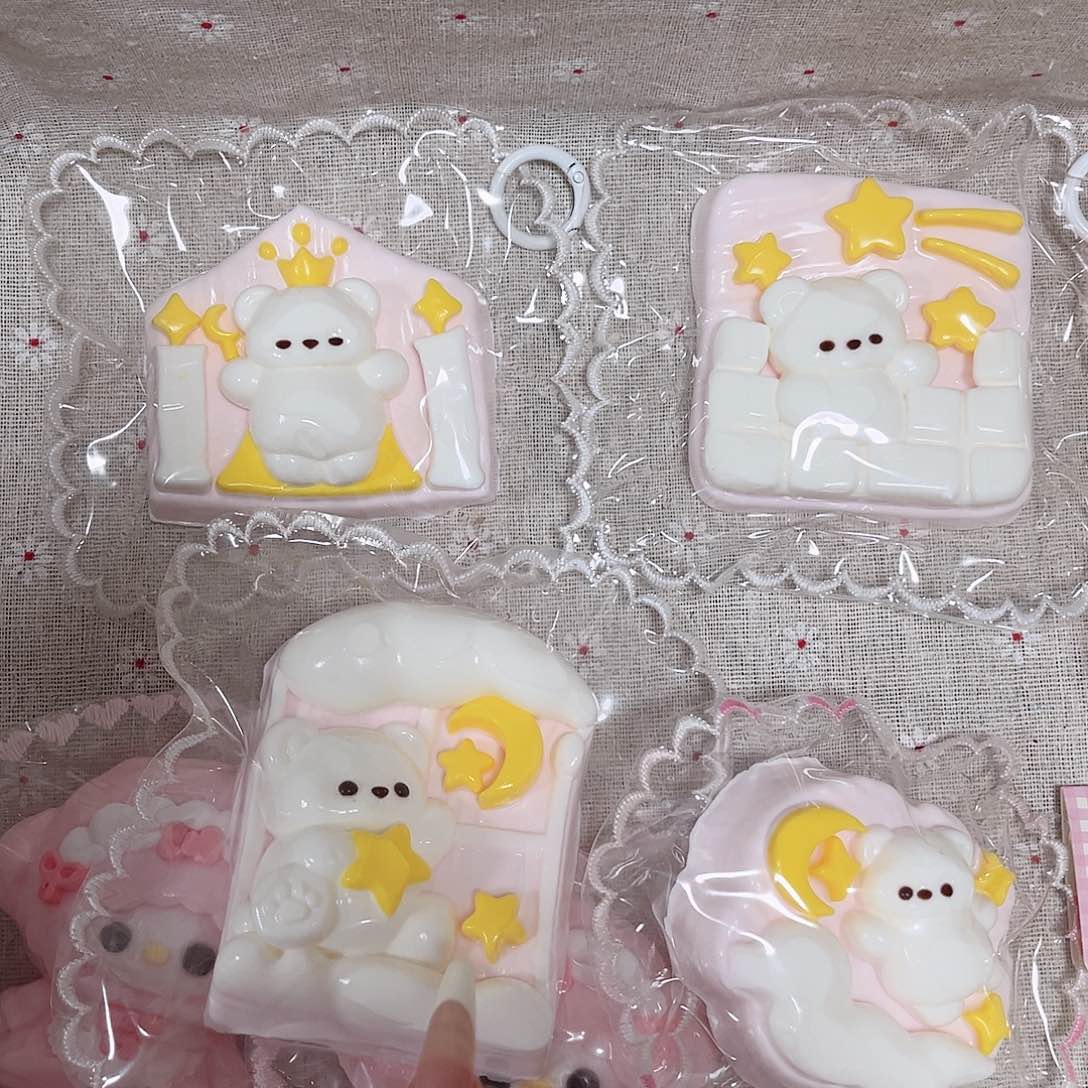 硅胶云端小熊系列随机
