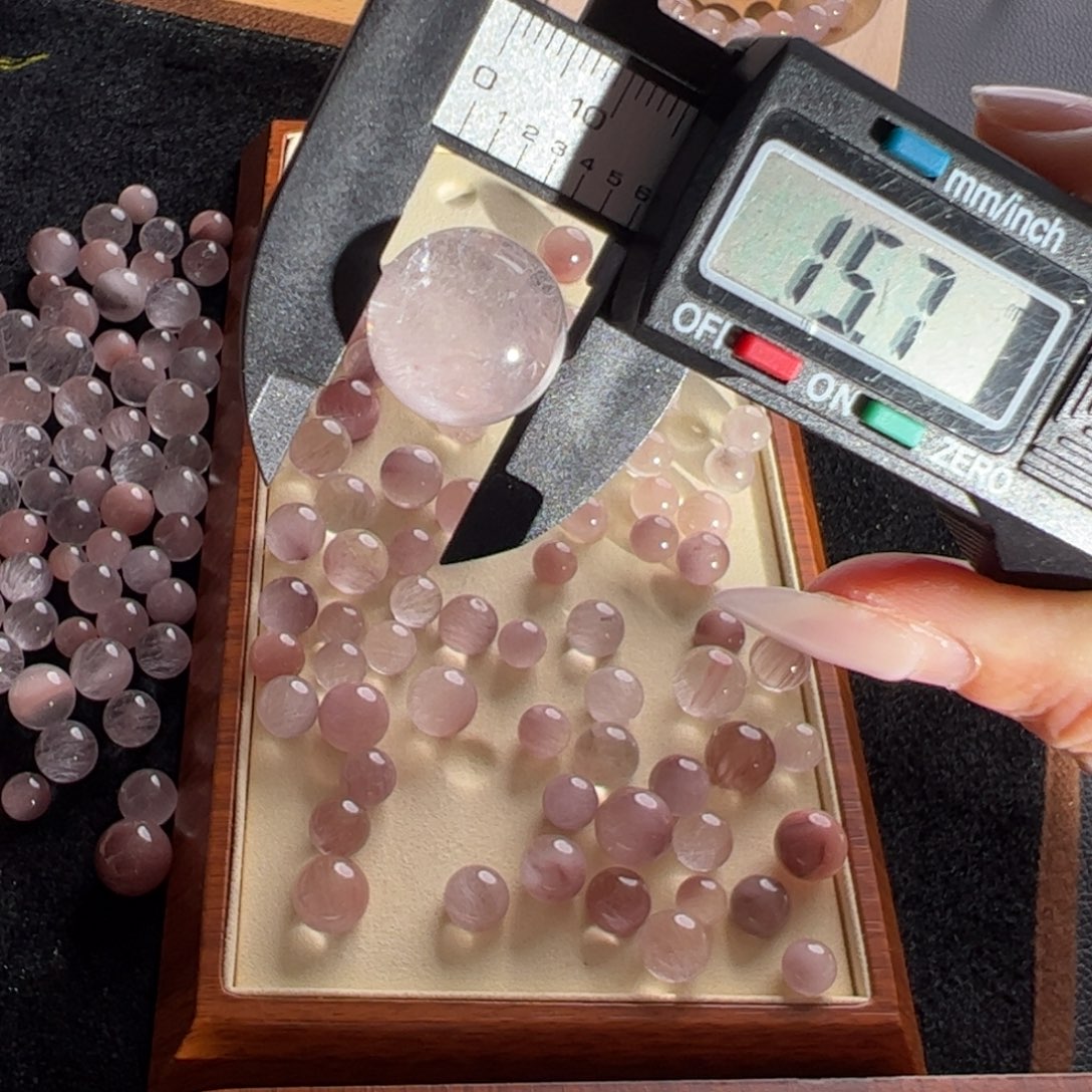 /***菇未镶嵌水晶手链15.7m定制通孔不退不换