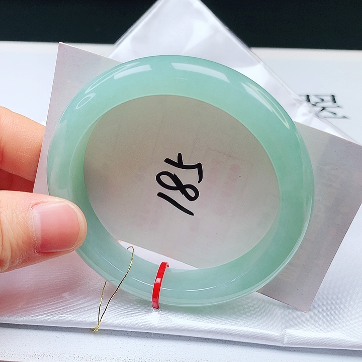 翡翠手镯未镶嵌57➕圈口