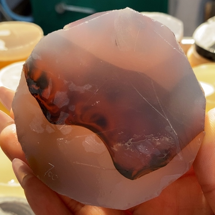 定制玛瑙䒕***姜玛瑙手镯