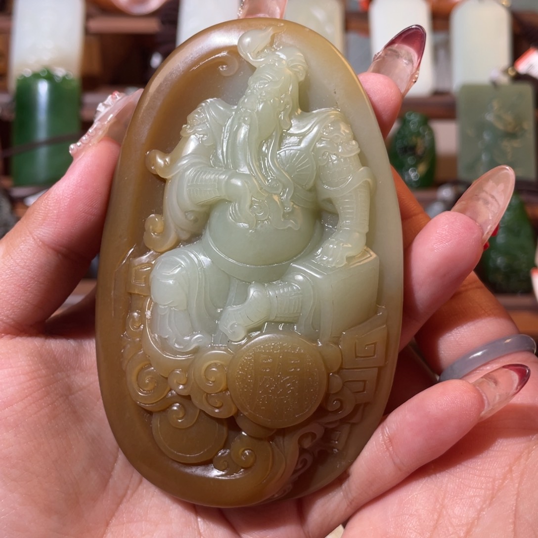 和田玉颈饰未镶嵌水**水