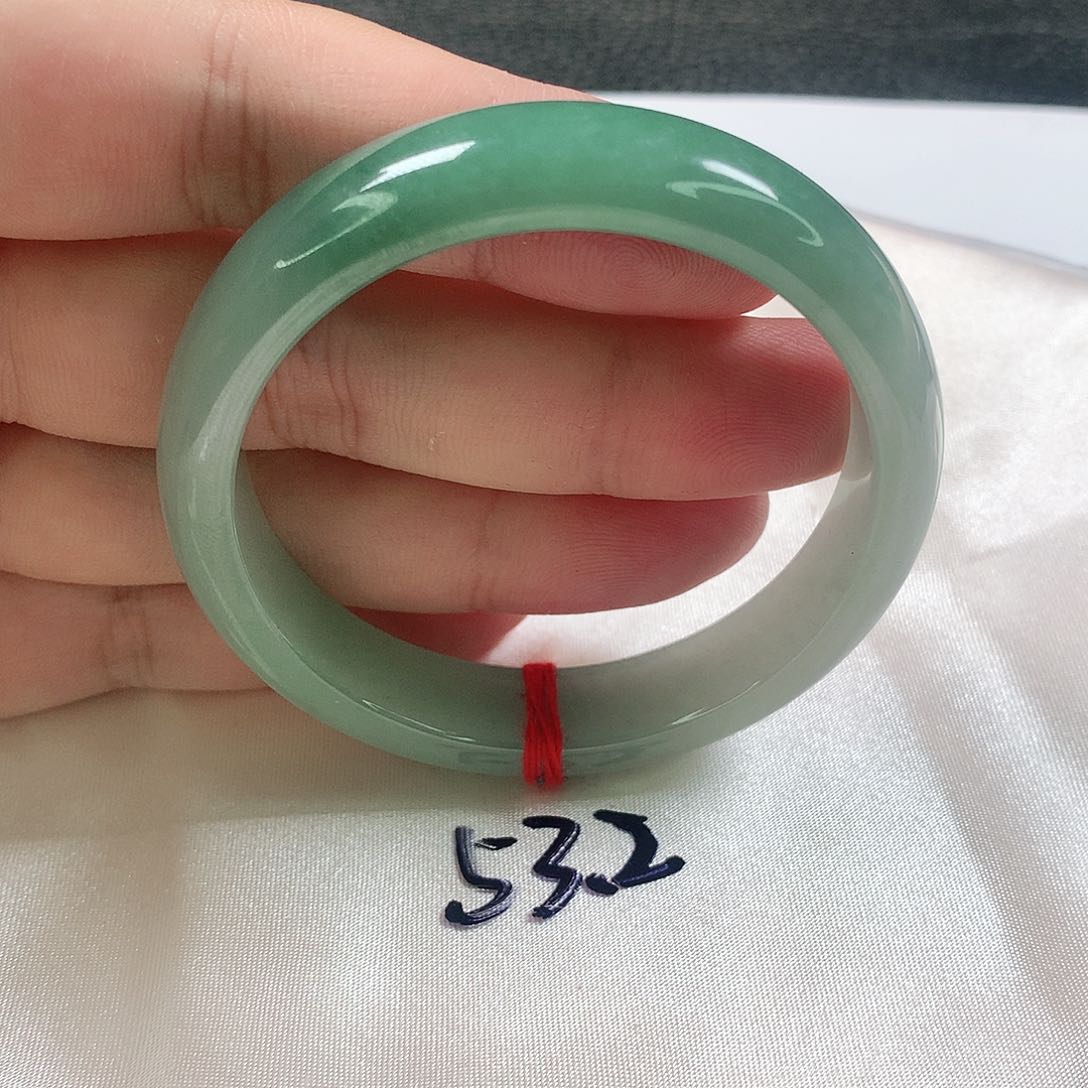 未镶嵌手镯翡翠346号