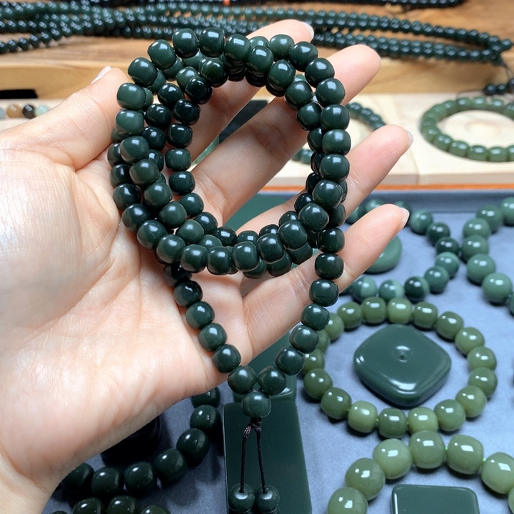 未镶嵌和田玉（青玉）手链