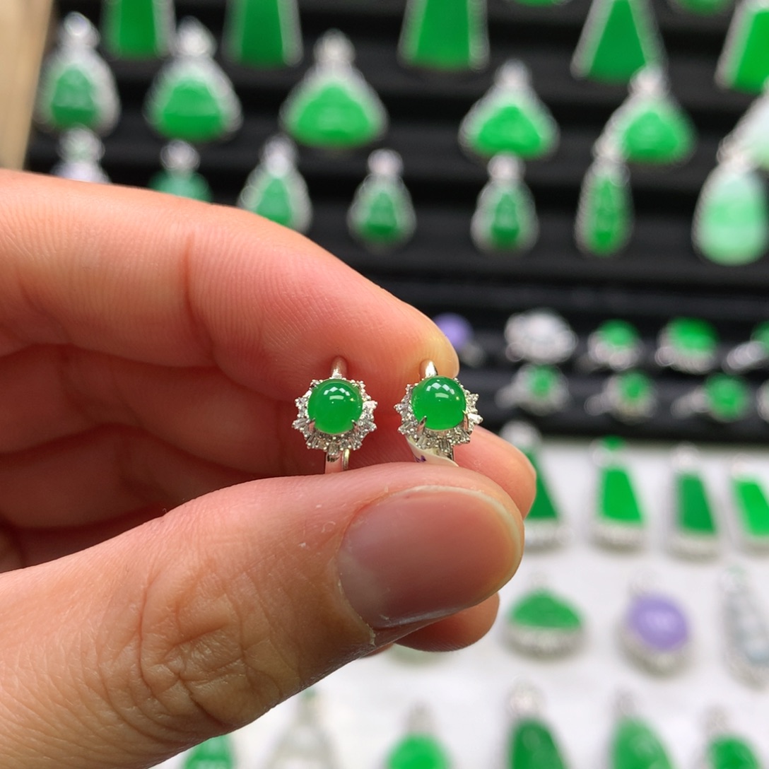 翡翠吊坠(不含链)18K金镶嵌冰****2