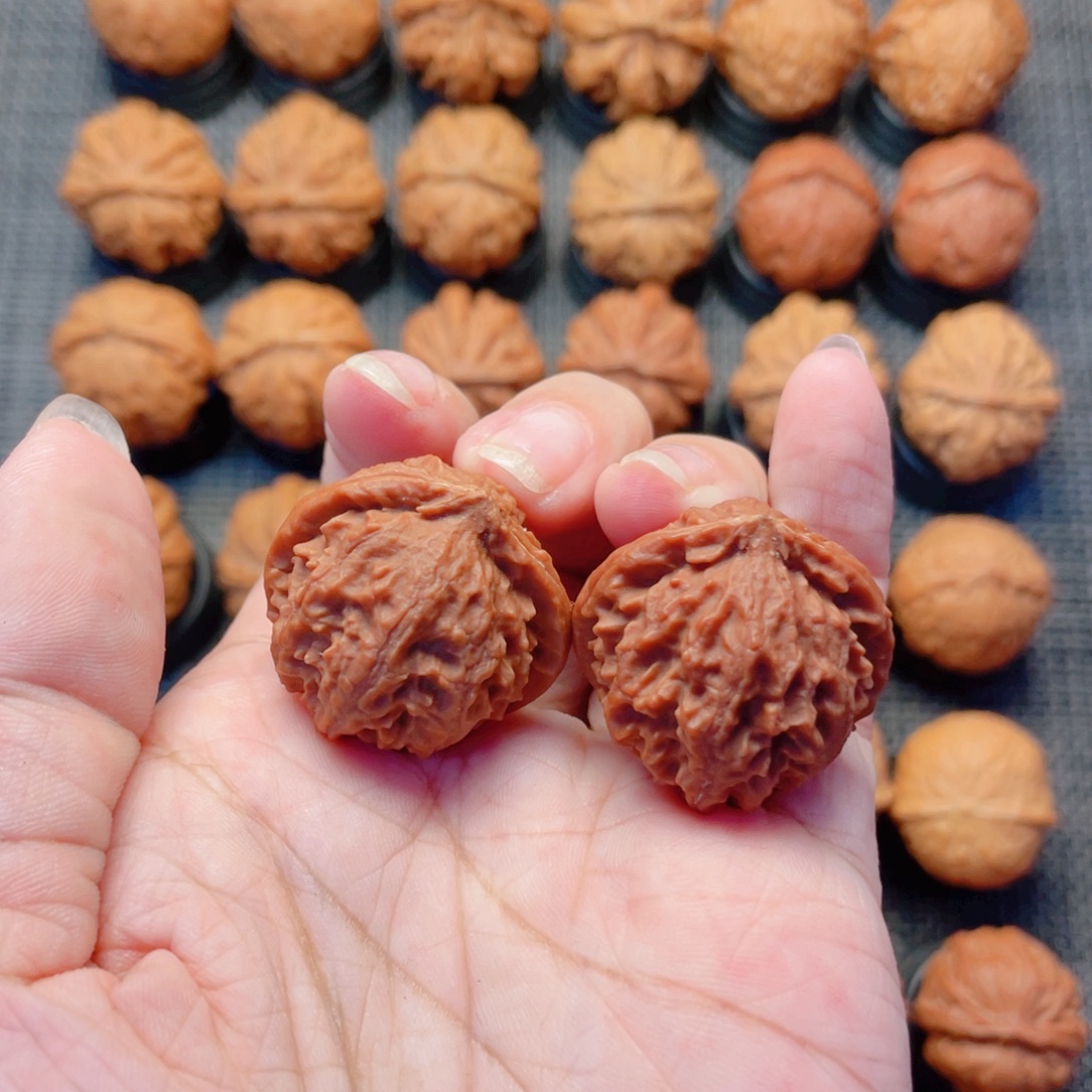 L****文玩核桃把件小荔枝