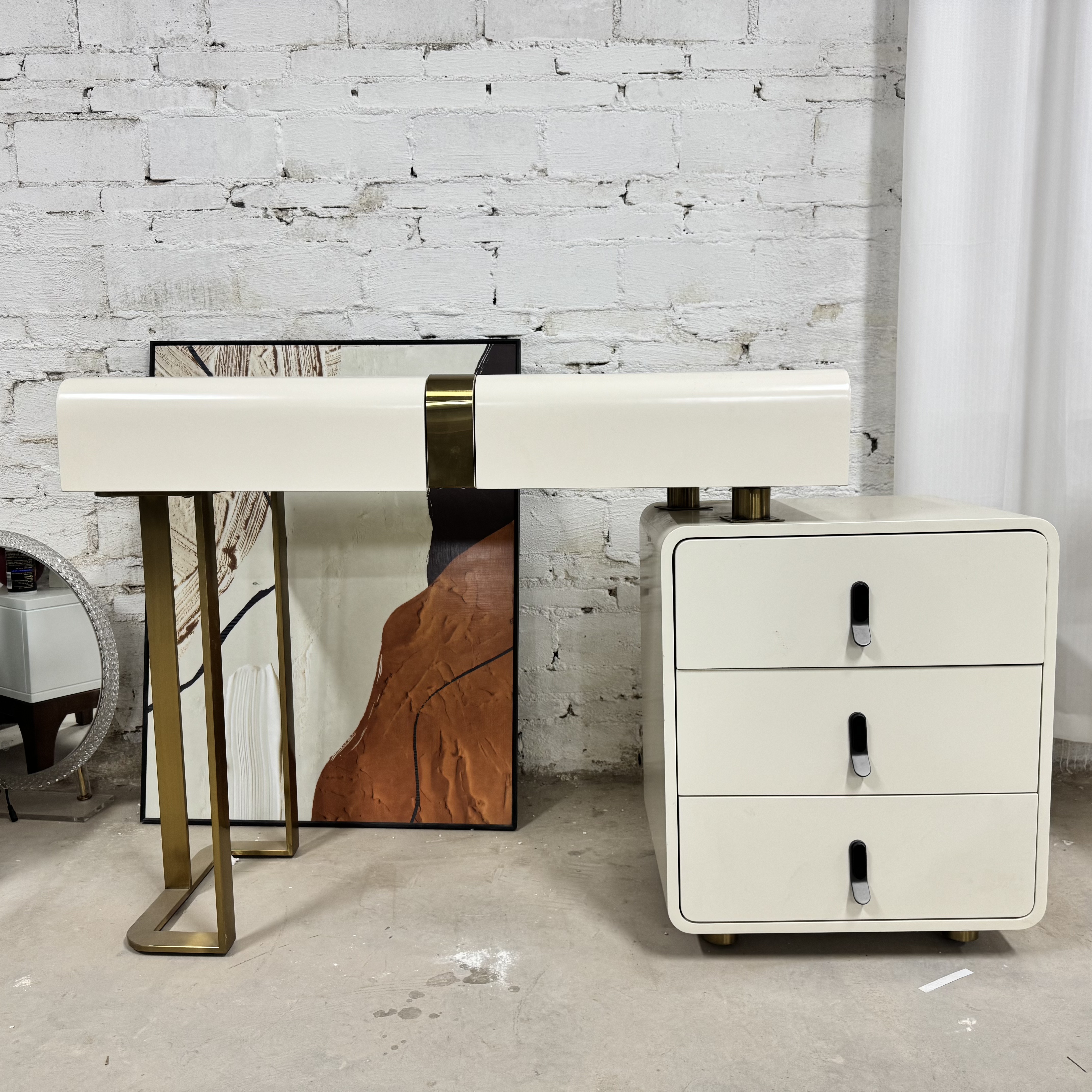 PY-307实木梳妆台