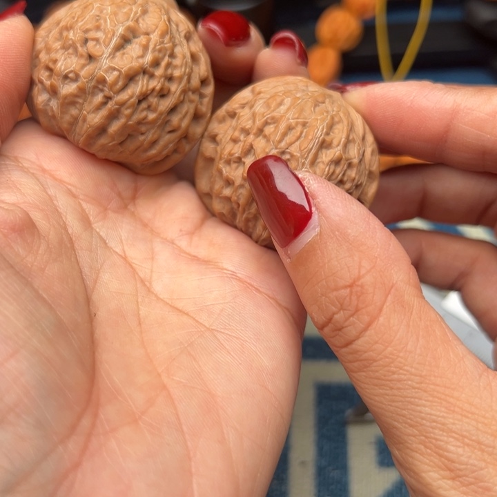 吊坠桃核文玩铁锤