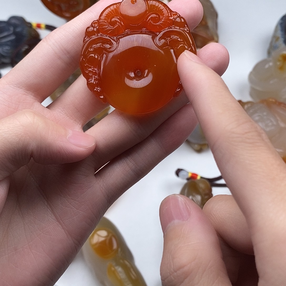 玛瑙/玉髓未镶嵌颈饰