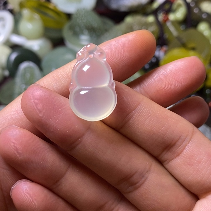 岫玉岫玉挂件未镶嵌