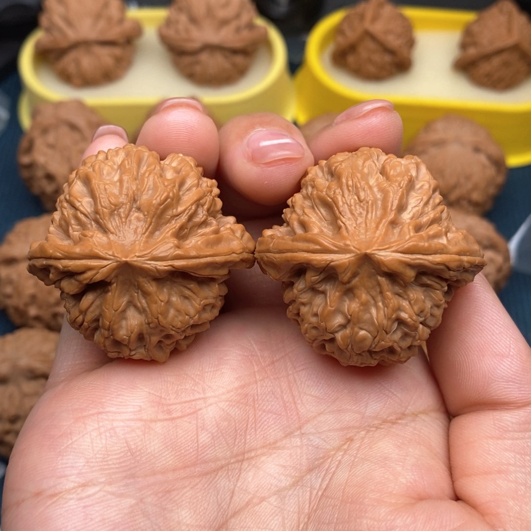 文玩核桃吊坠核王39