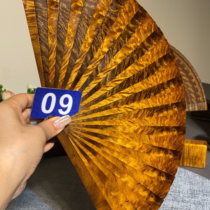 金丝楠一**光金丝楠木扇子