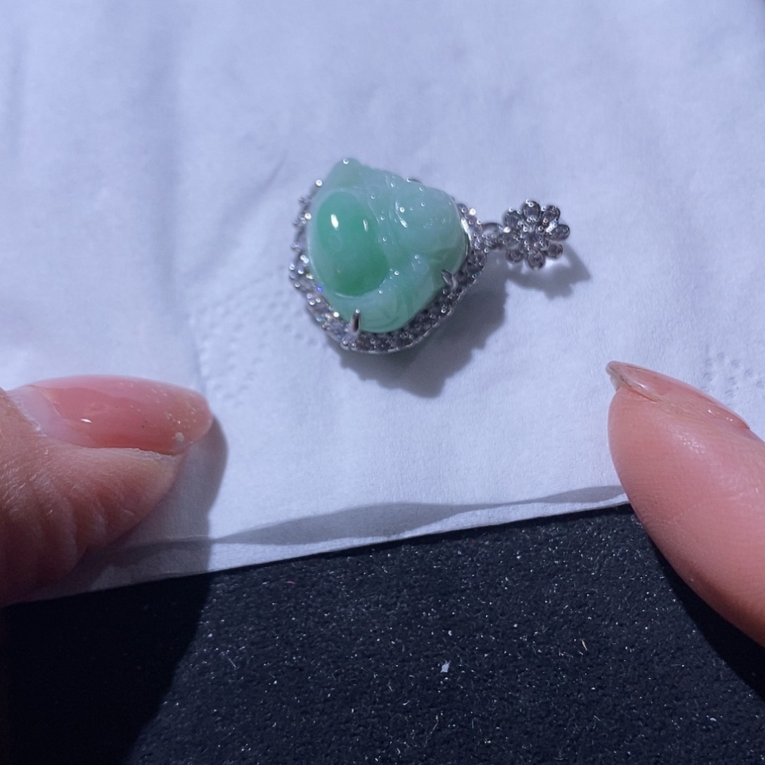 翡翠吊坠(不含链)未镶嵌