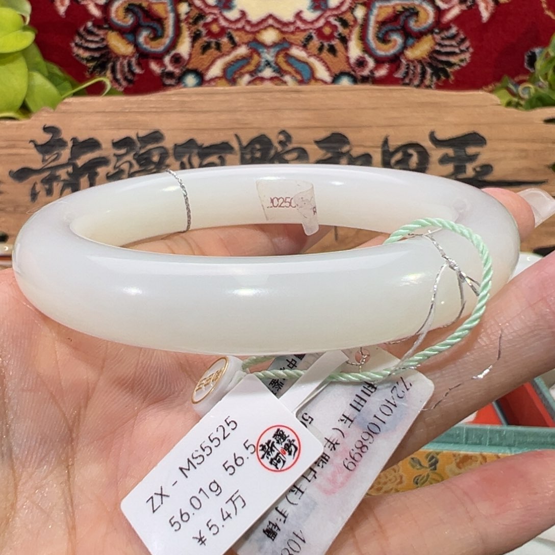 未镶嵌手镯和田玉老坑和田羊脂白玉手镯