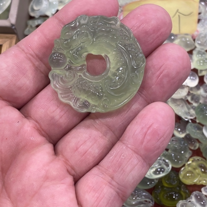 蛇纹石玉合金颈饰