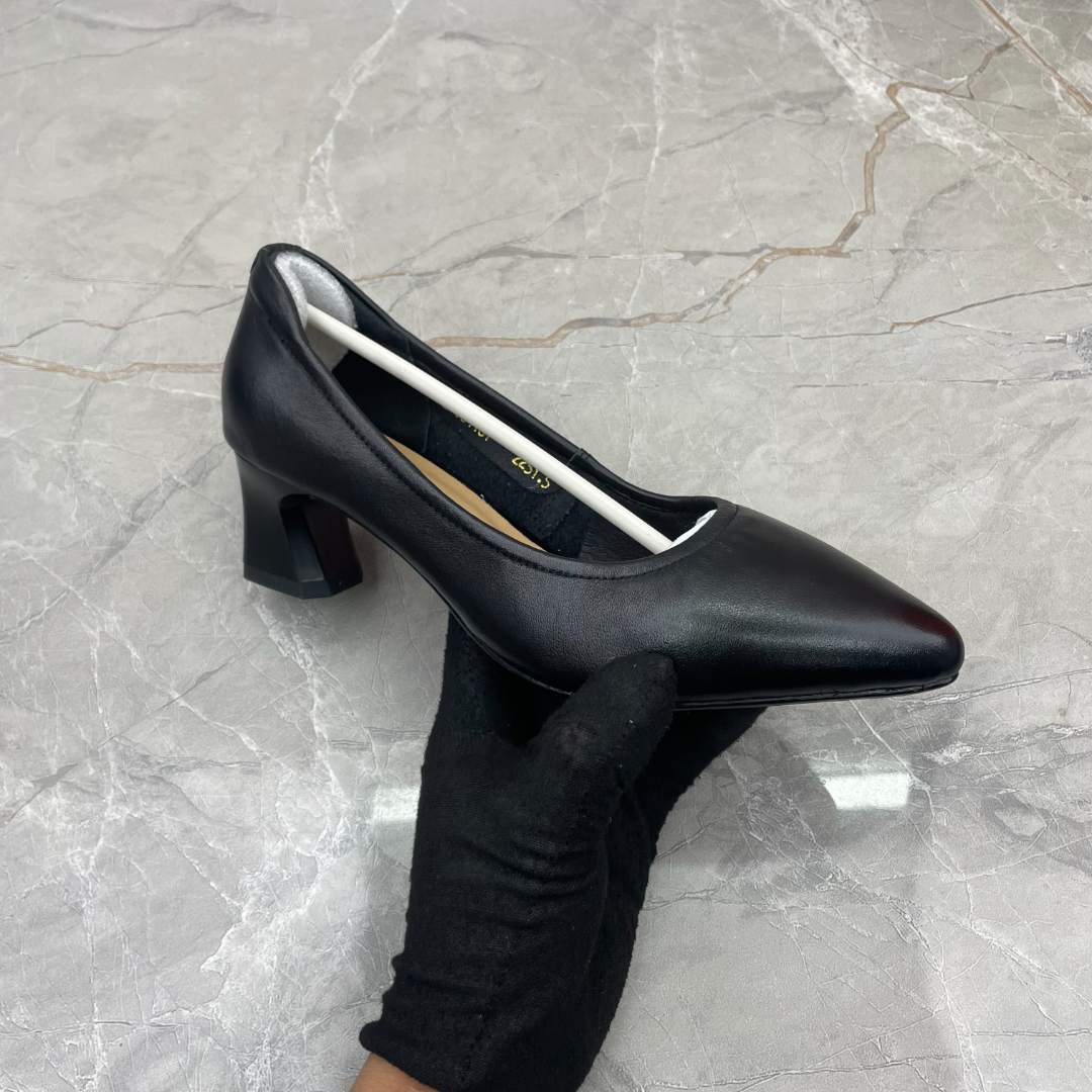 单鞋女（牛皮）31161（孤品）c区38码