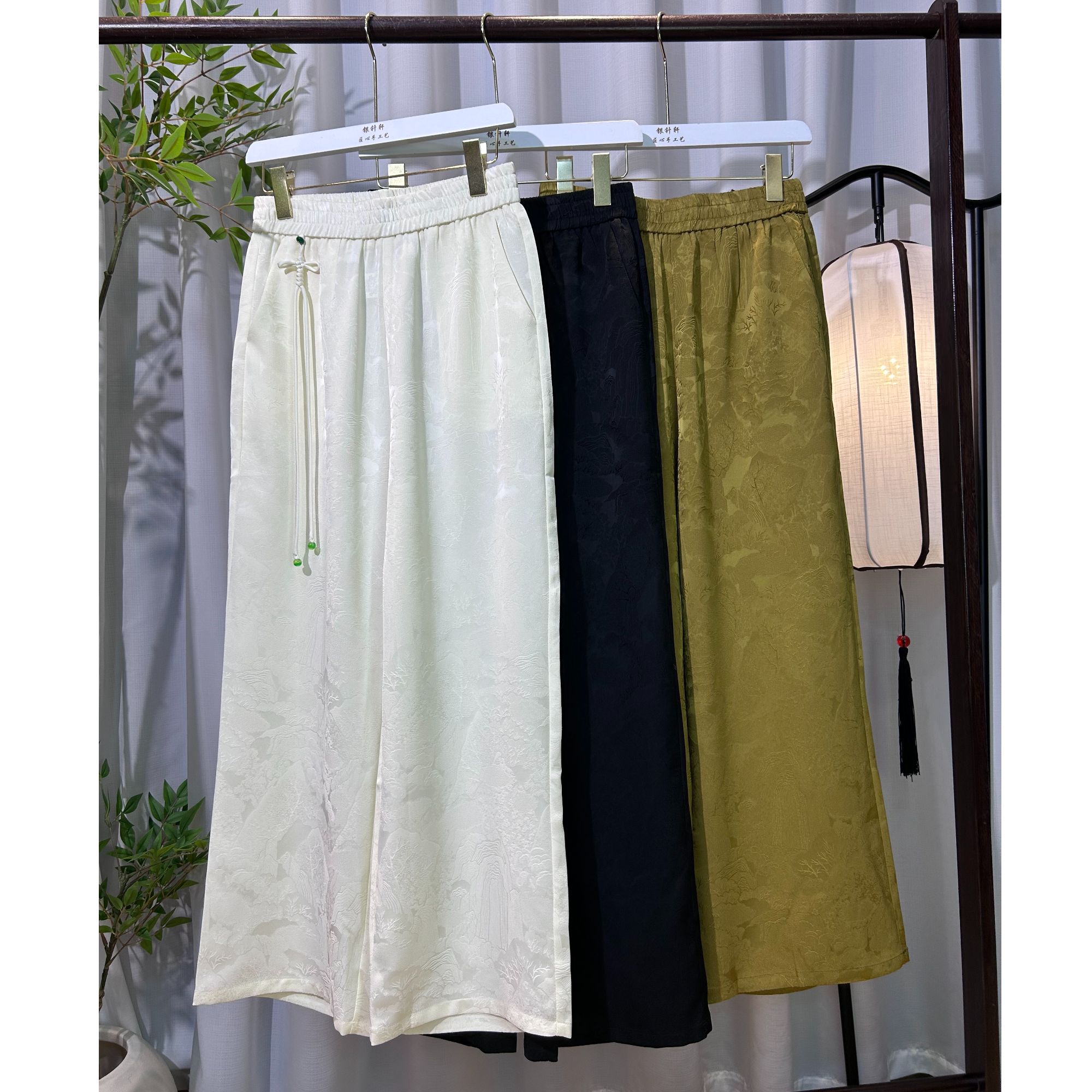 （已开价）2025新款提花新中式直筒百搭裤子