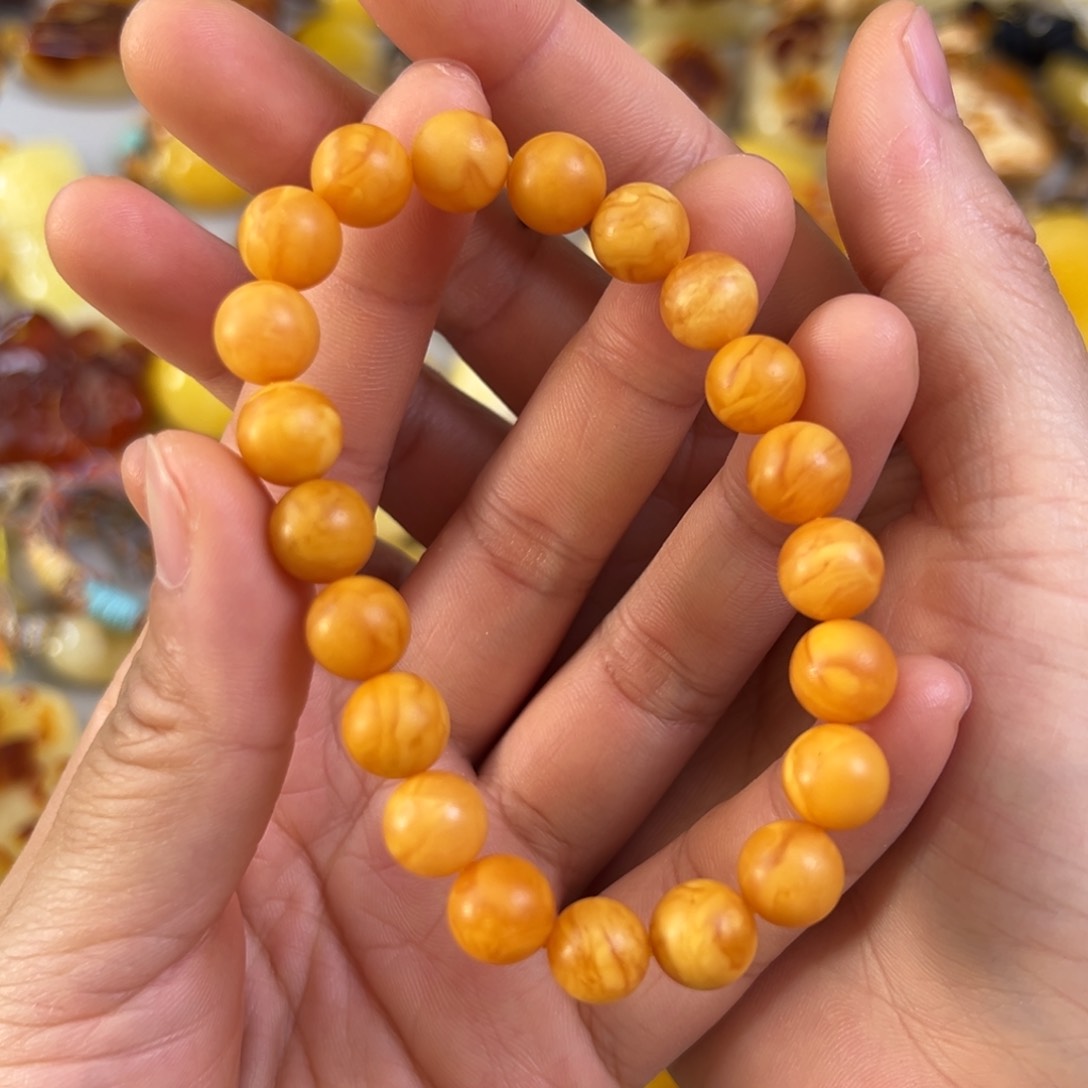 蜜蜡裸石未镶嵌蜜蜡