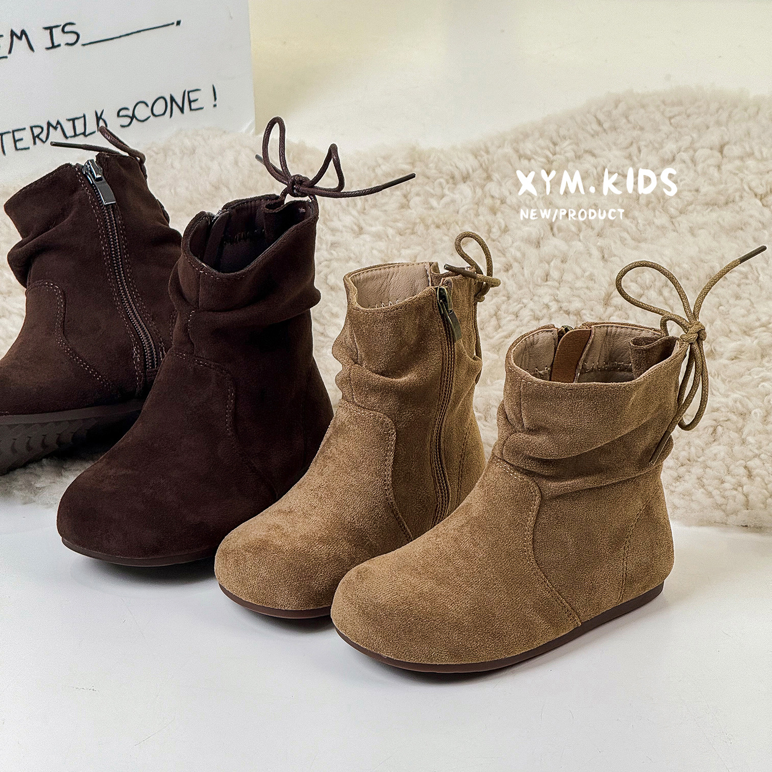 女童靴子2025新款秋冬女宝加绒鞋子儿童马丁靴二棉女孩洋气短靴