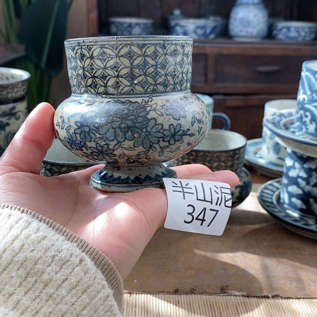 手工手绘青花陶瓷