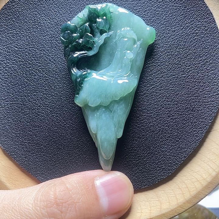 翡翠颈饰未镶嵌缅甸a货