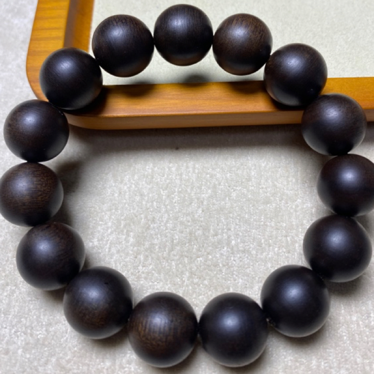 越南芽庄白奇楠1.4玉化料圆珠沉水级