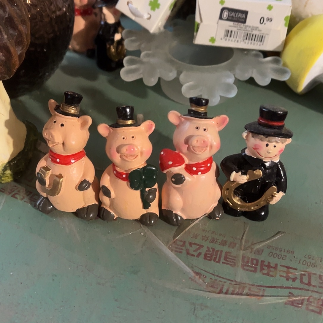 树脂四个摆件摆件摆件