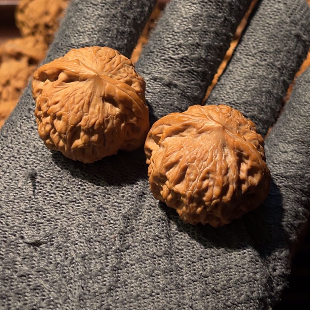 h***h文玩核桃吊坠嘎嘎嘎嘎