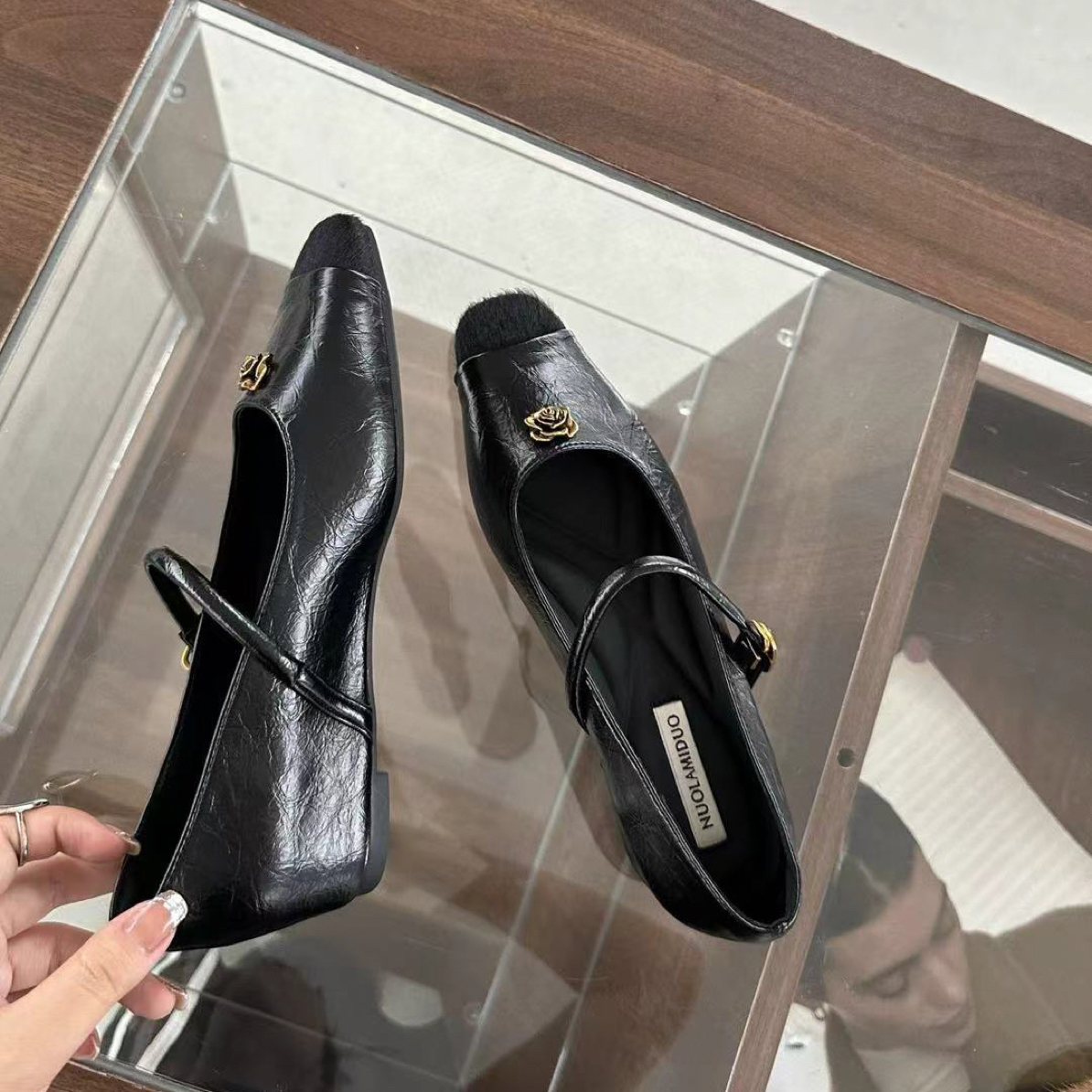 【海南简爱】时尚百搭新款鞋子168-10