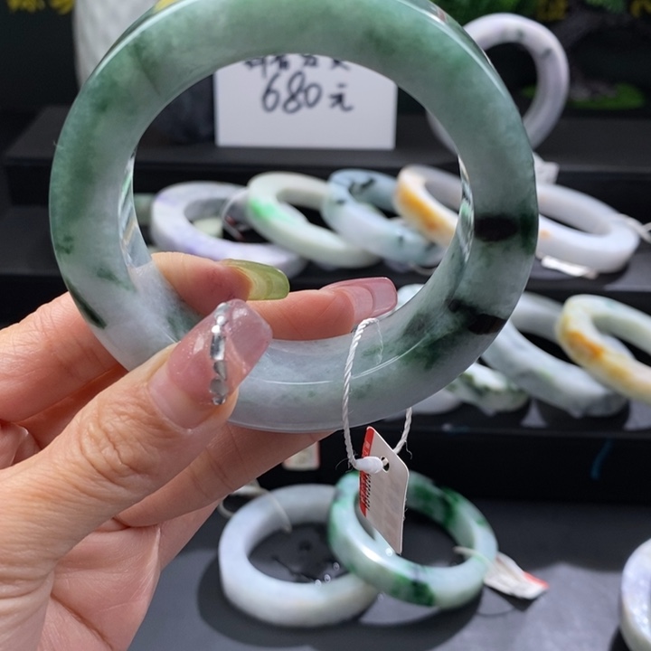 定制翡翠天然翡翠手镯A货毛坯未镶嵌贵*姐