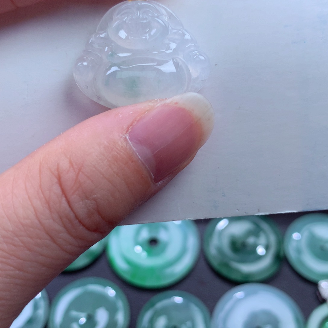 翡翠吊坠(不含链)18K金镶嵌