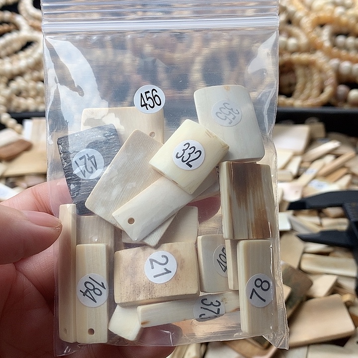 泥塑不打孔联系客服