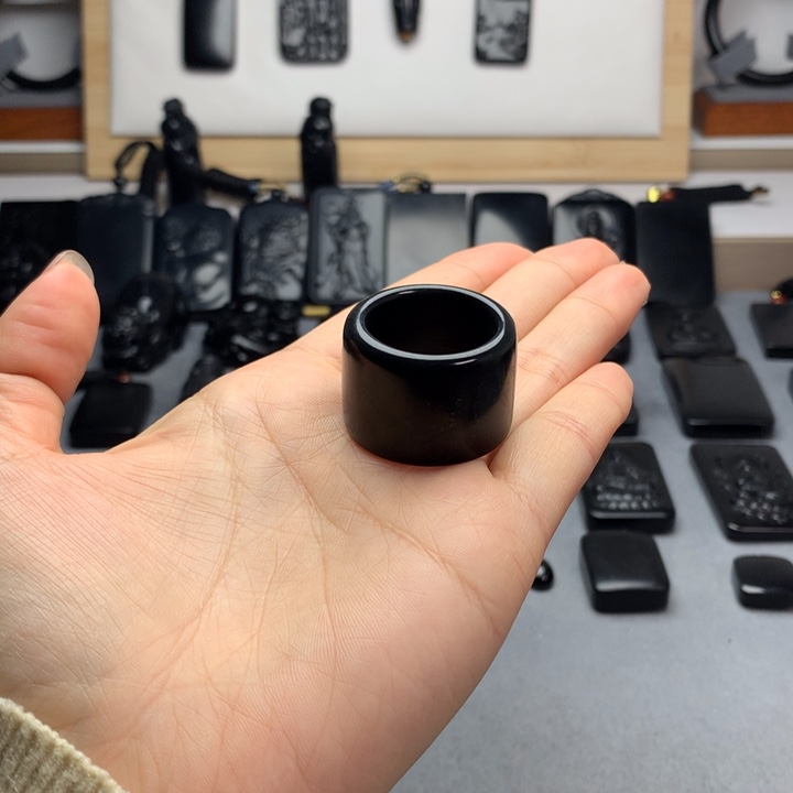 真***华和田玉（墨玉）未镶嵌戒圈特价体验