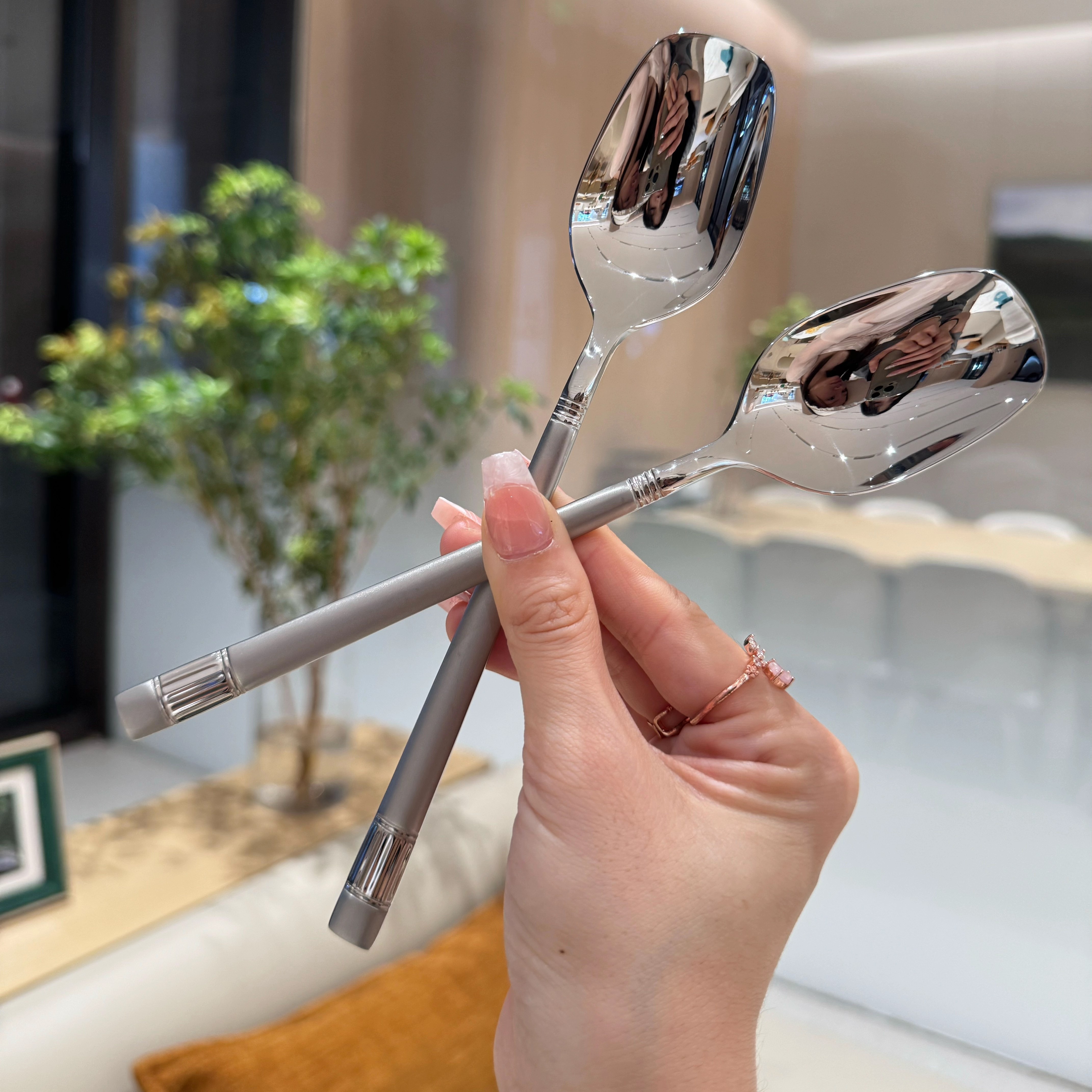 高档精致真不锈钢吃西瓜喂饭专用勺家用高端搅拌网红灯笼小勺子 2