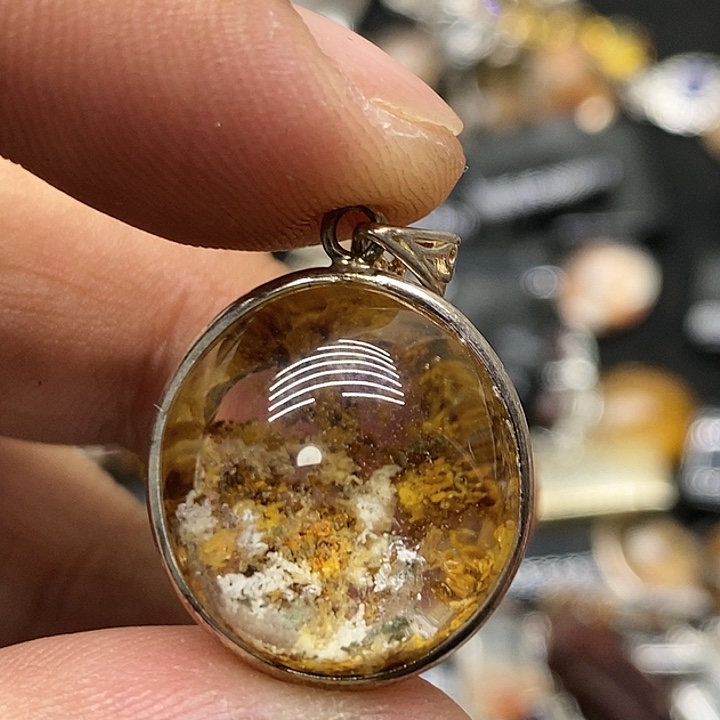 未镶嵌水晶珠宝半成品