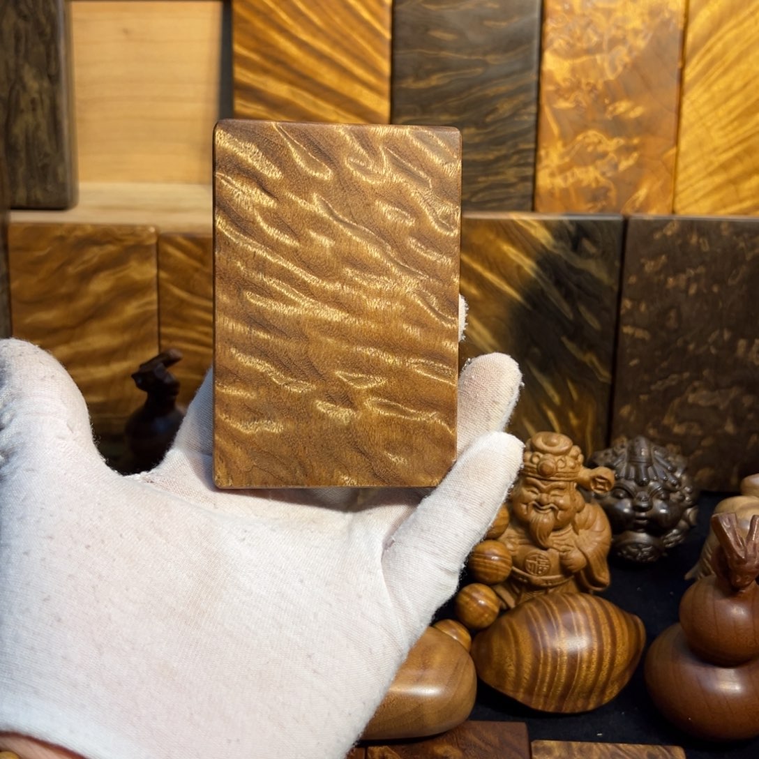 小***～金丝楠小叶桢楠无事牌