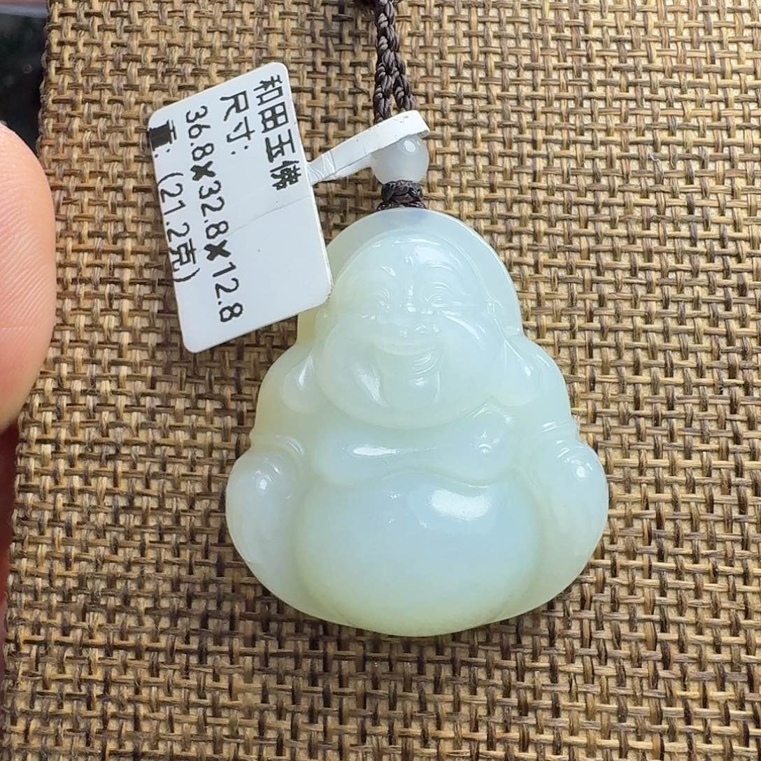 颈饰未镶嵌和田玉