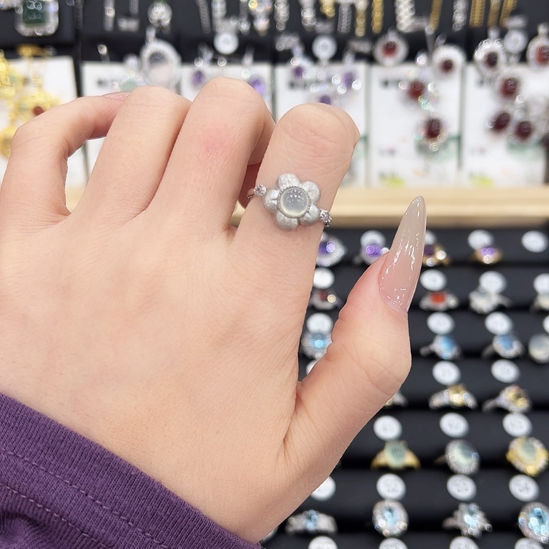 蛇纹石玉戒指合金戒指