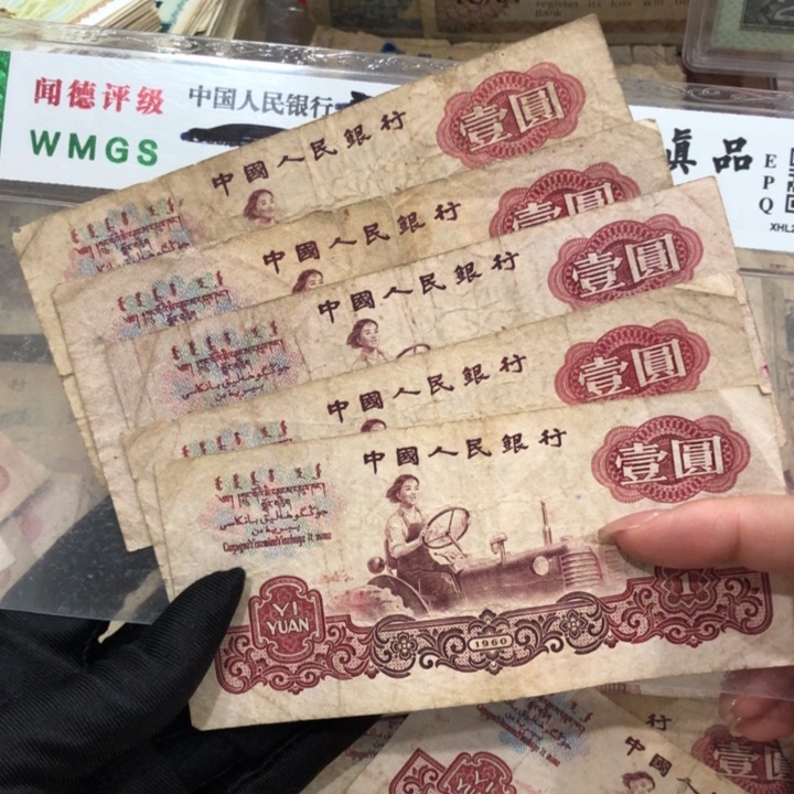 【闪购商品】女拖五张，号码随机，旧品保真