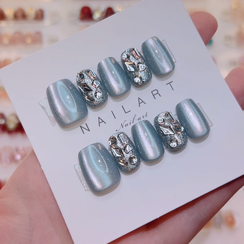 527-短短梯蓝色猫眼镶钻穿戴甲指甲片成品显白高级假指甲贴片美甲