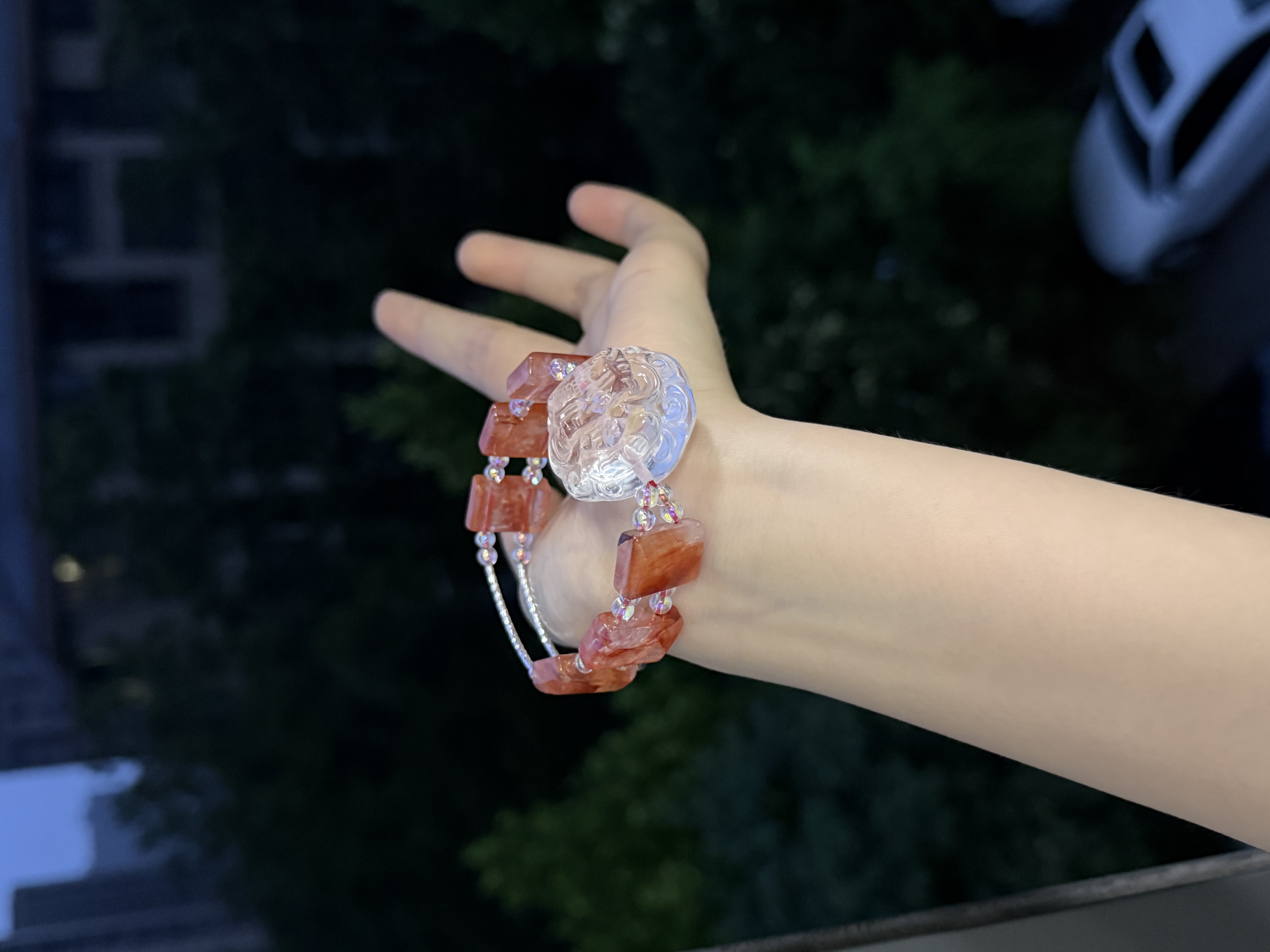 【莹莹专属】天然红胶花九尾狐手牌M4825