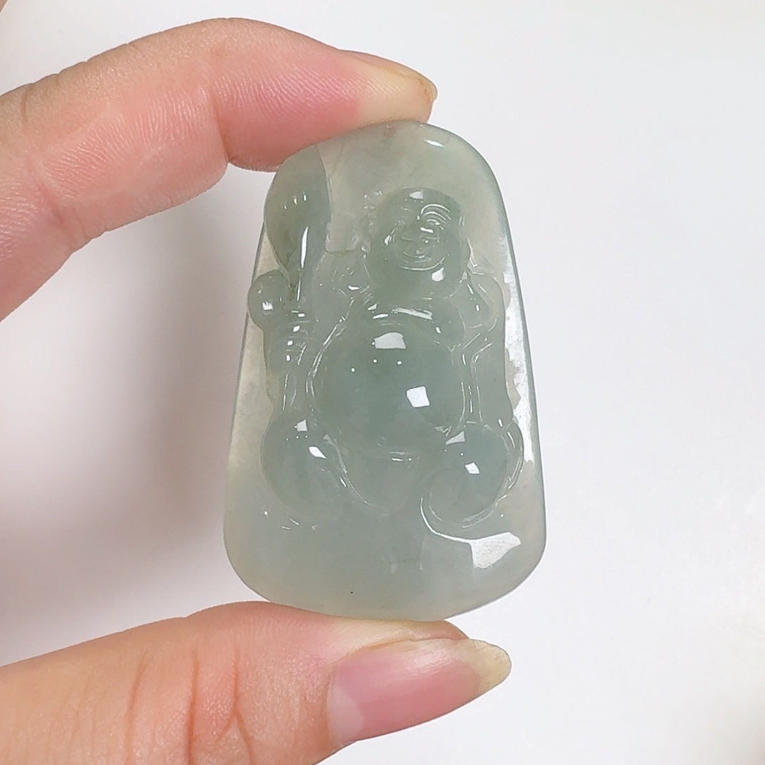 翡翠未镶嵌颈饰佛公牌
